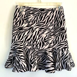 Aqua zebra print Bloomingdale’s skirt S NWT